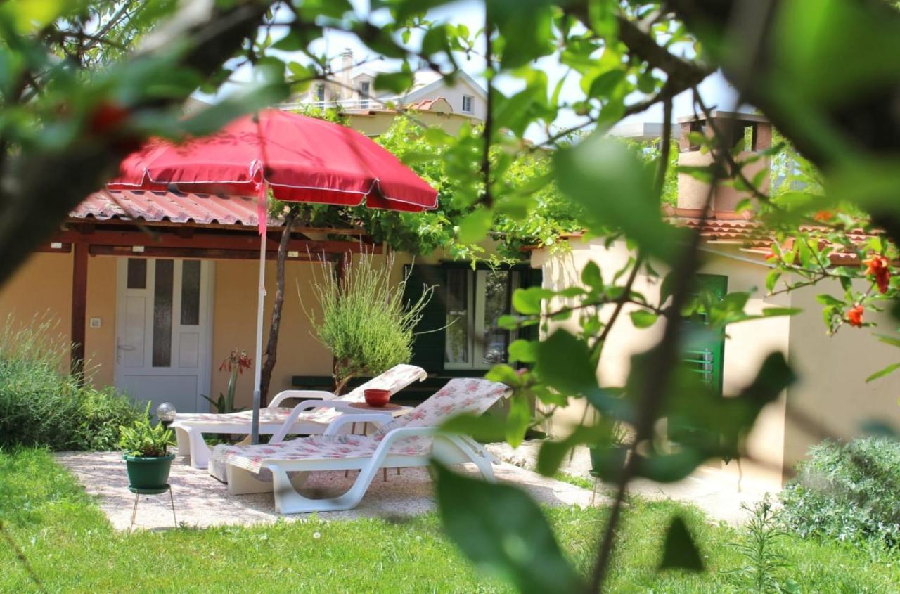 Apartment Taja, Cijela Kuca I Vrt Samo Za Vas Split Dış mekan fotoğraf