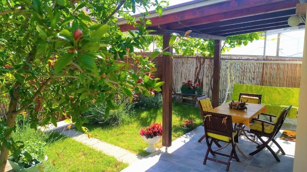 Apartment Taja, Cijela Kuca I Vrt Samo Za Vas Split Dış mekan fotoğraf